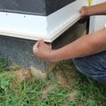APPLYING-DRAIN-SCREED